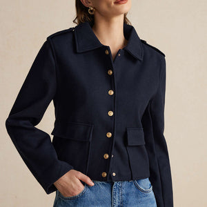 Marineblauer Blazer – Taillierte kurze Damenjacke mit goldenen Knöpfen-Fashion Peak