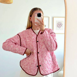 Übergangsjacke Damen | Rosa Blumen | Gesteppt Oversized-Fashion Peak